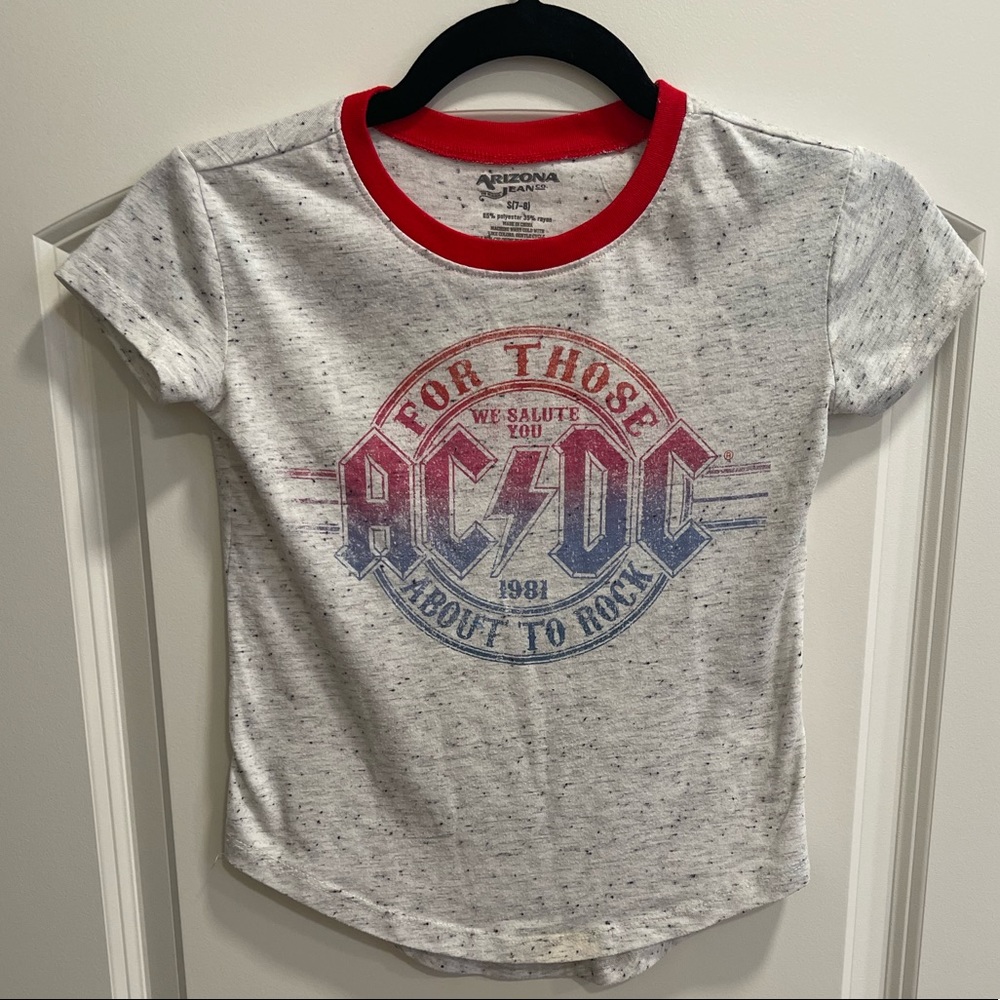 Kids graphic tee